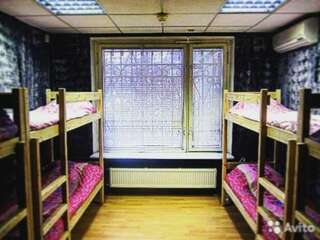 Гостиница Teremok Москва Кровать в общем 8-местном номере для женщин-1